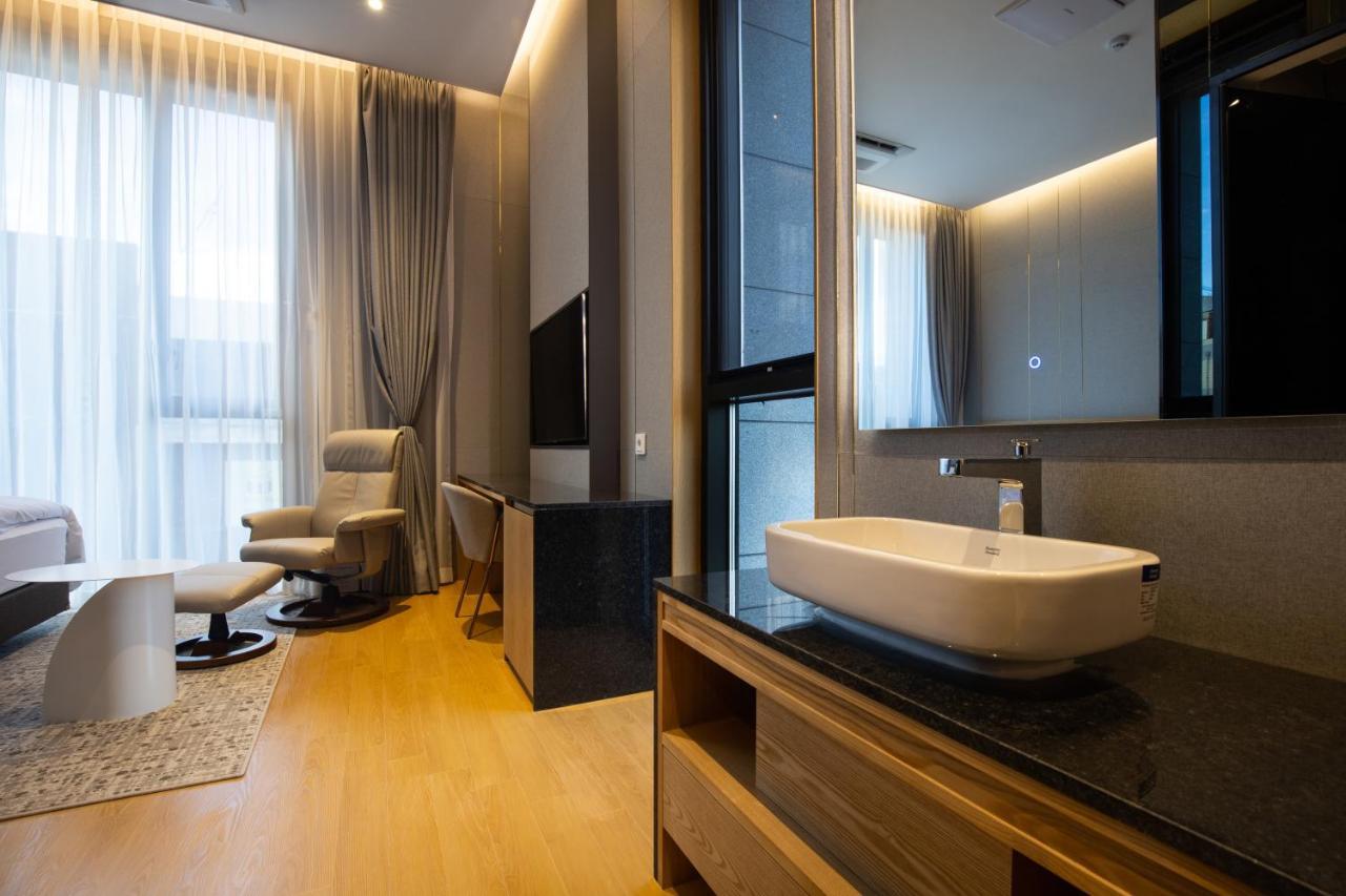 Jeonju Tourist Hotel Kkotsim Kültér fotó